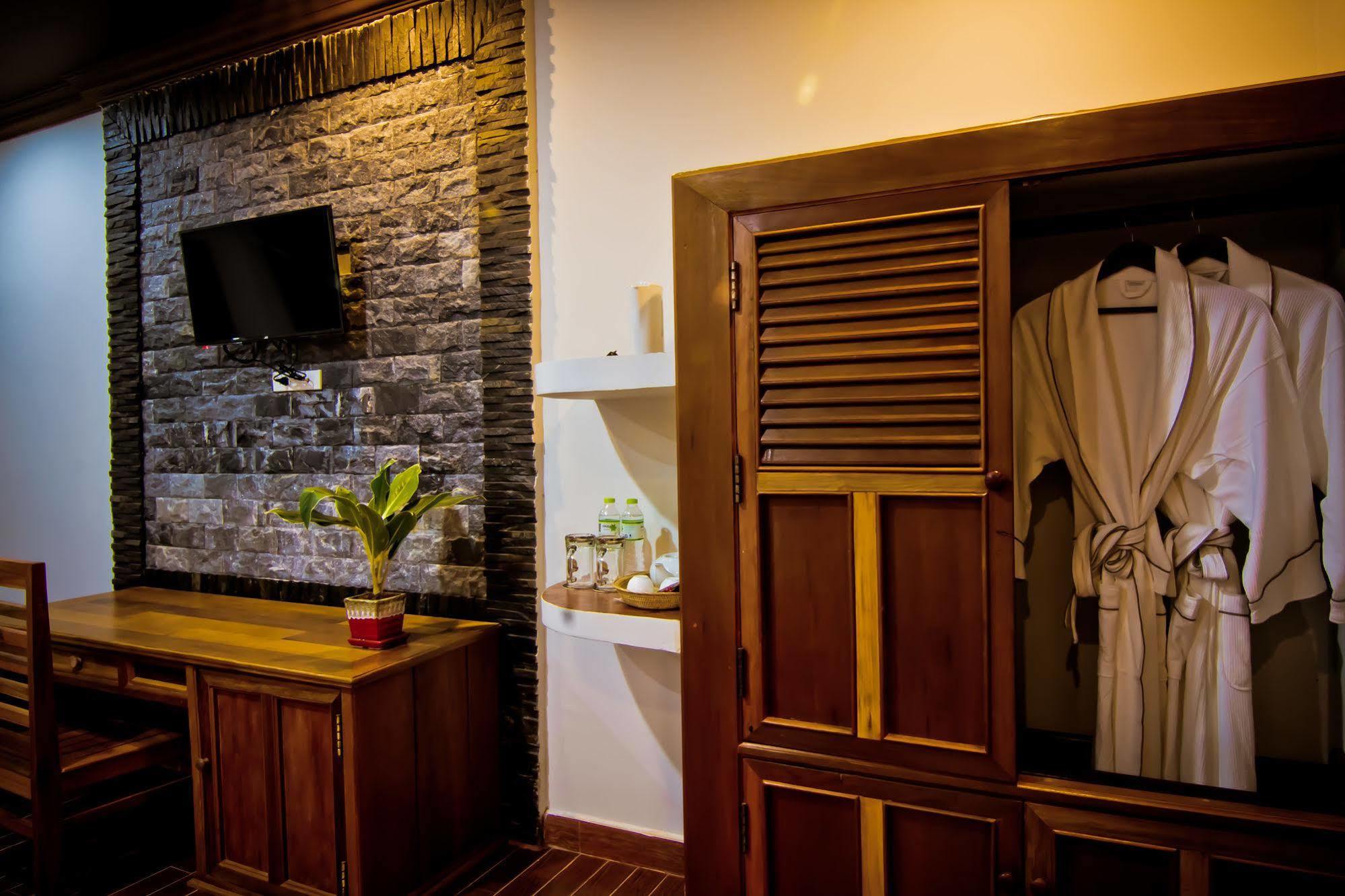 Ravorn Villa Boutique Battambang Ngoại thất bức ảnh